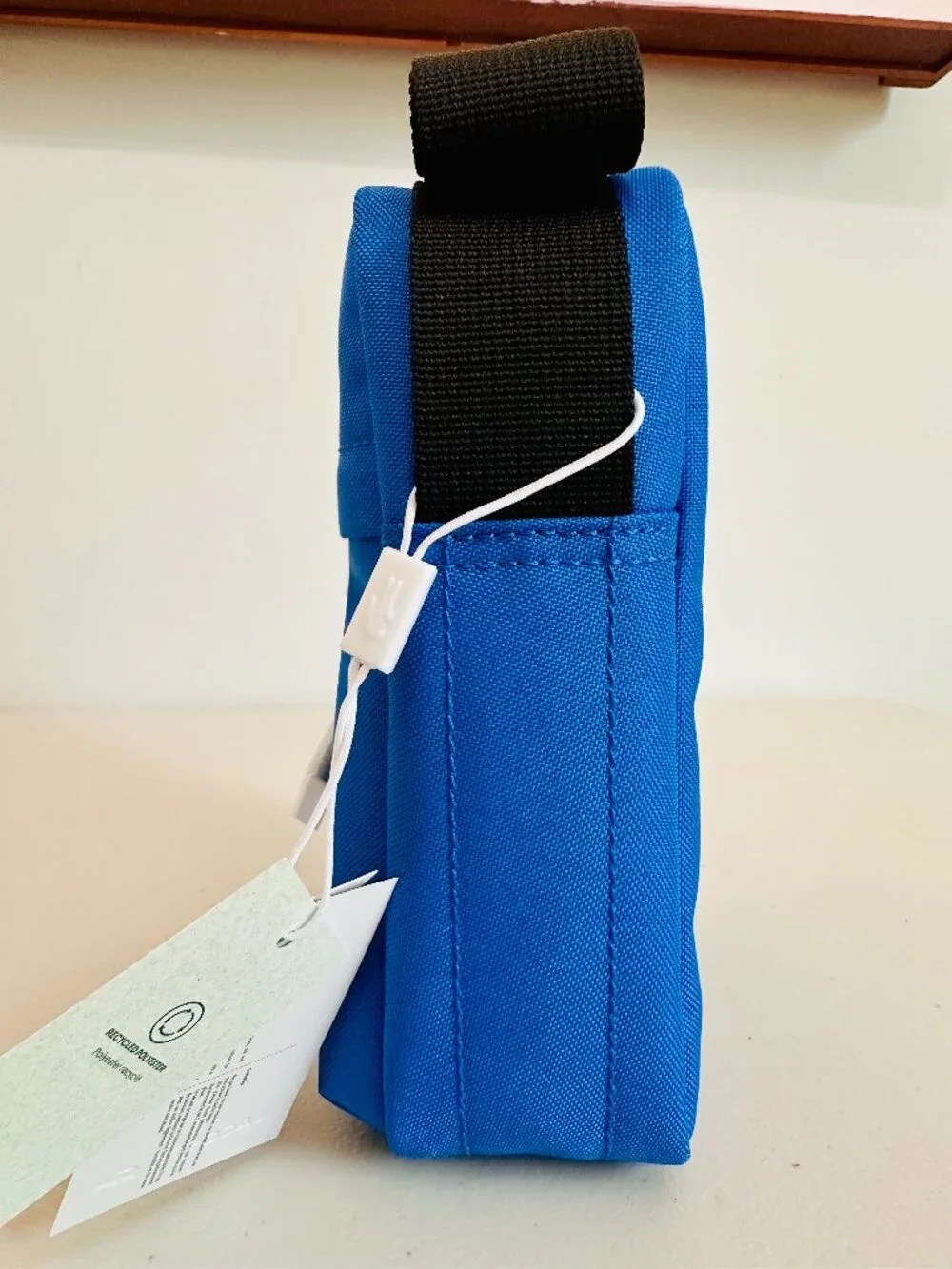 LACOSTE NEOCROC HILO BLUE VERTICAL CAMERA CROSSBODY BAG UNISEX